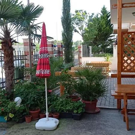 Desi House 302b Cozy Studio ネセバル