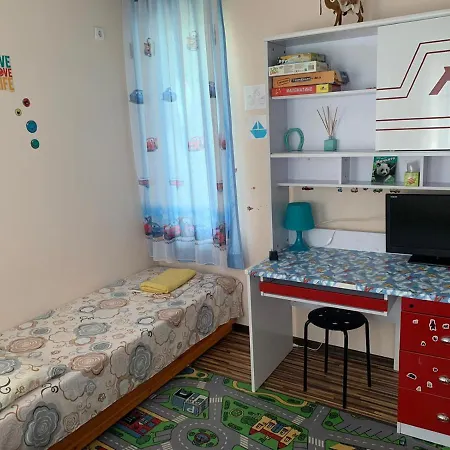 Desi House 302b Cozy Studio アパート ネセバル
