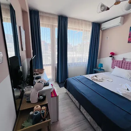 Desi House 302 B Cozy