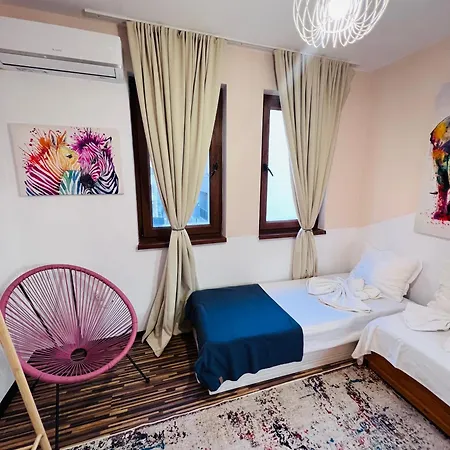 Desi House 302 B Cozy *